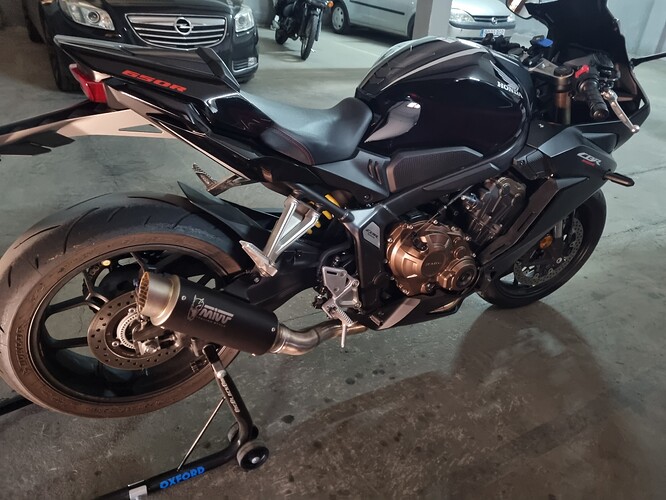 CBR650R 2021.jpg